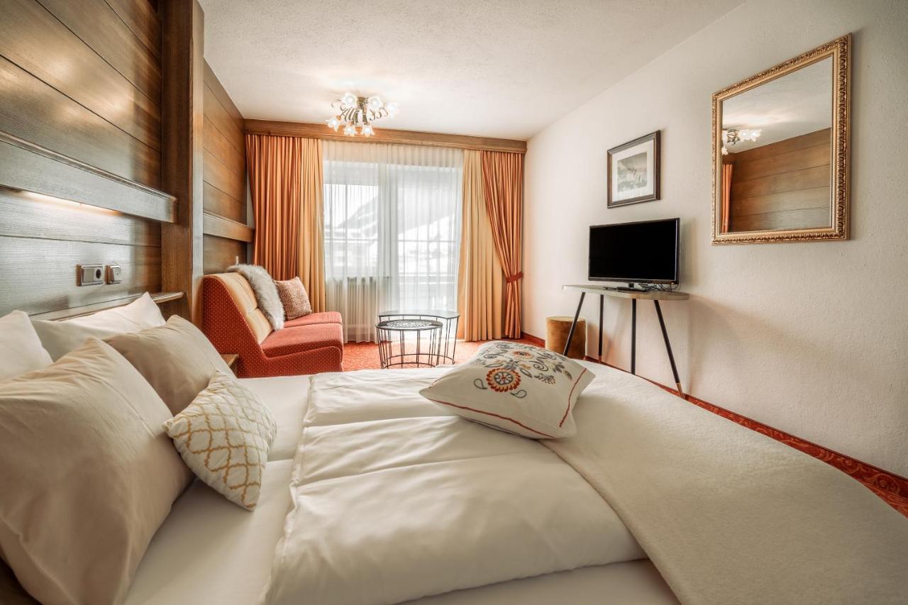 Fortuna Apart Hotel B&B イシュグル エクステリア 写真