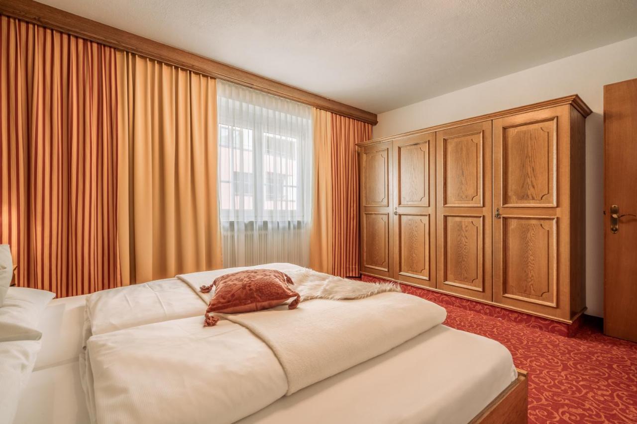 Fortuna Apart Hotel B&B イシュグル エクステリア 写真