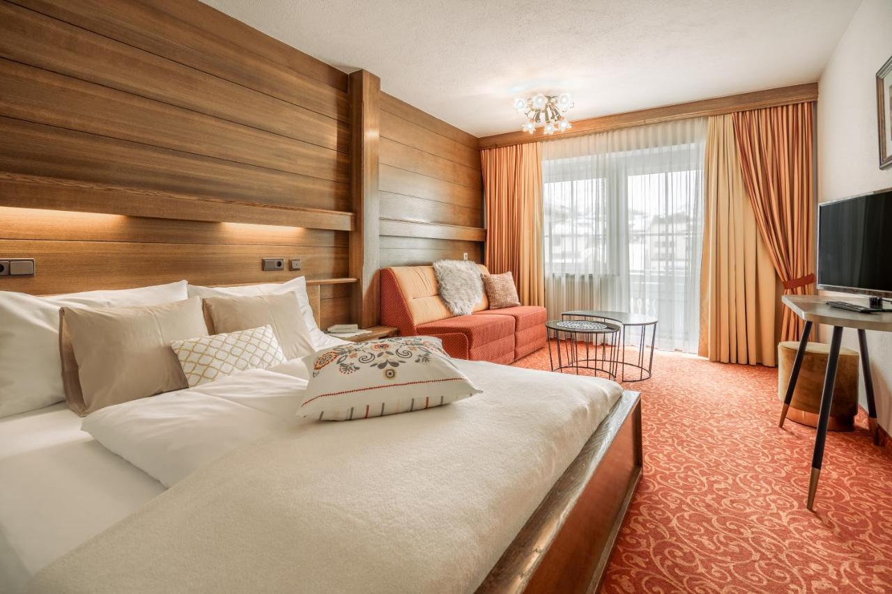 Fortuna Apart Hotel B&B イシュグル エクステリア 写真