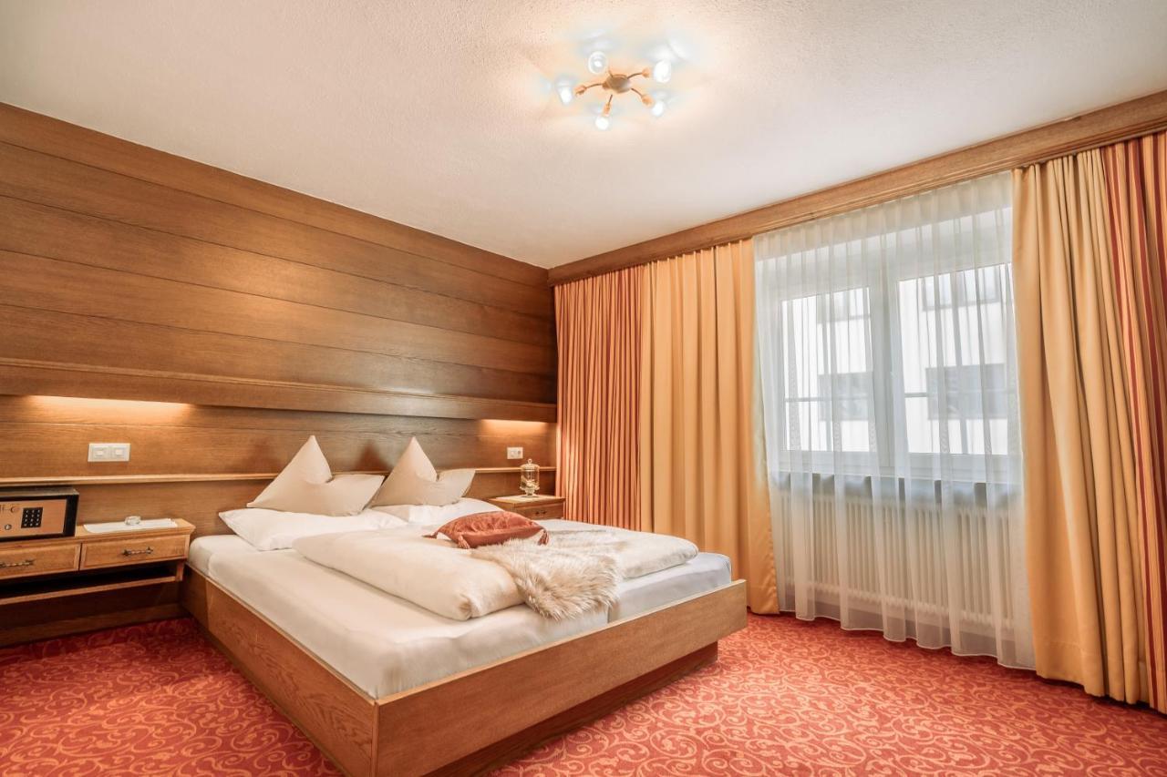 Fortuna Apart Hotel B&B イシュグル エクステリア 写真